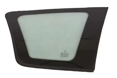 Pravé sklo kufru SW - 8569VS Aktuální