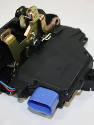 Zámek dveří AUTOMEGA 100020410 Autentický