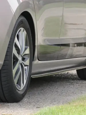 Autentický Difuzory pod boční prahy - Hyundai, HYI303SD1C