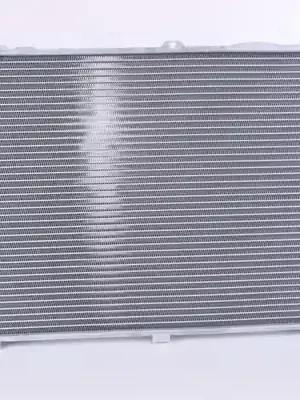 Výprodej Chladič, chlazení motoru NISSENS 60469A