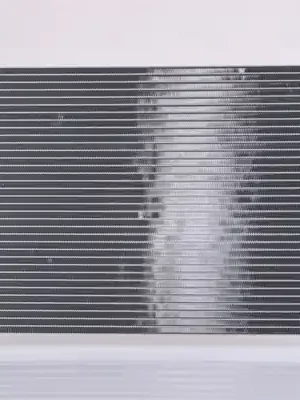 Kondenzátor, klimatizace NISSENS 94037 Kup Teď